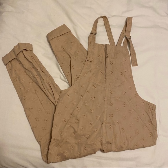 Aerie eyelet blush pink overalls - Picture 2 of 5